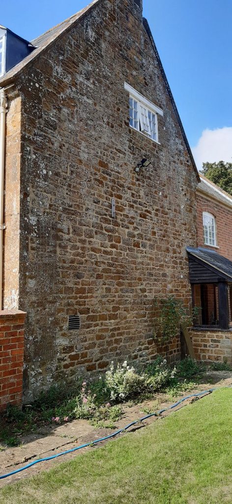 Sideview of building