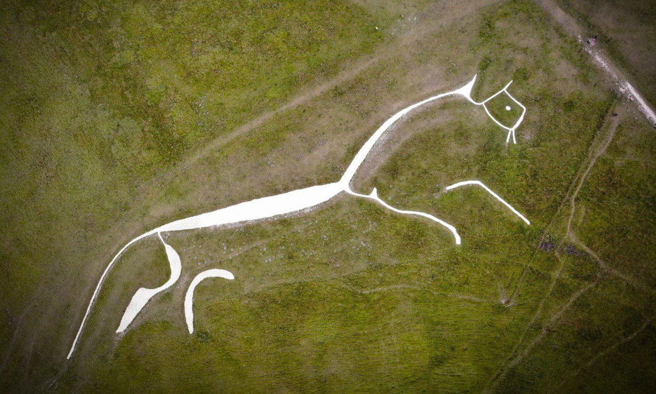 Stylised outline of a horse