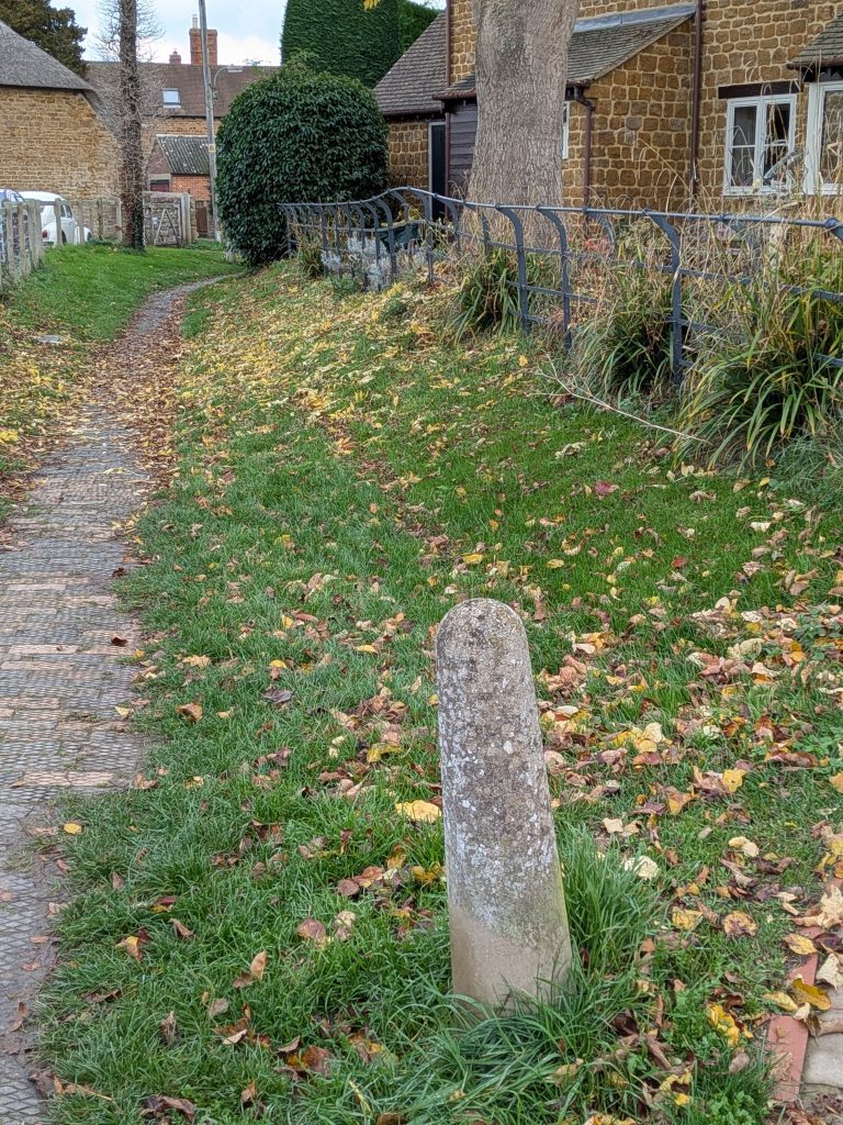 Bank alongside Orchard House, Back Lane, Tysoe