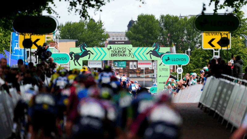 Lloyds Tour of Britain visits Tysoe